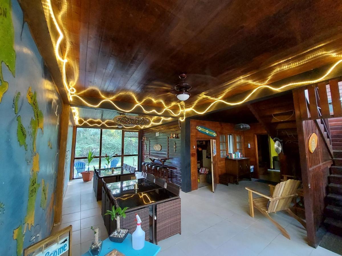 Casa Oceana Bed & Breakfast ボカス・タウン エクステリア 写真